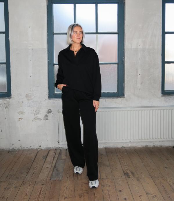 LOES_KNITTED_LONGSLEEVE_POLO