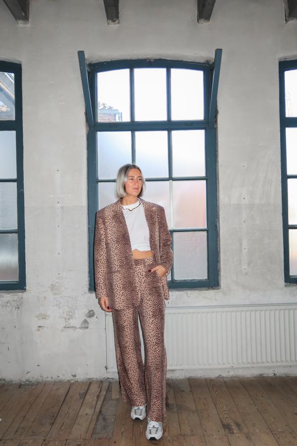 PUCK_WOVEN_LEOPARD_PANT_1