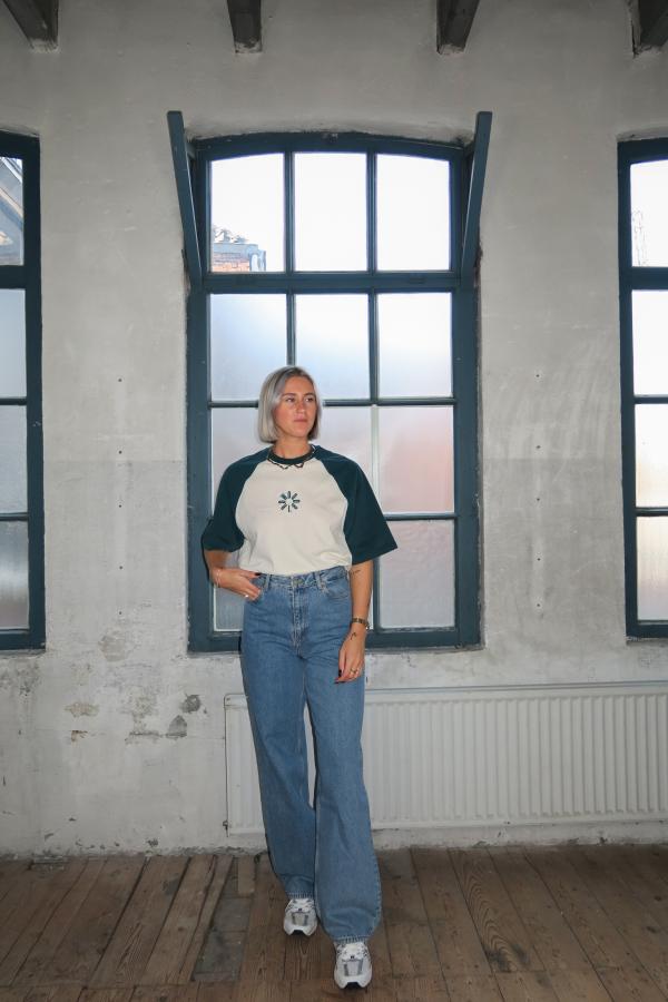 WBJuno_Sweat_Tee_1