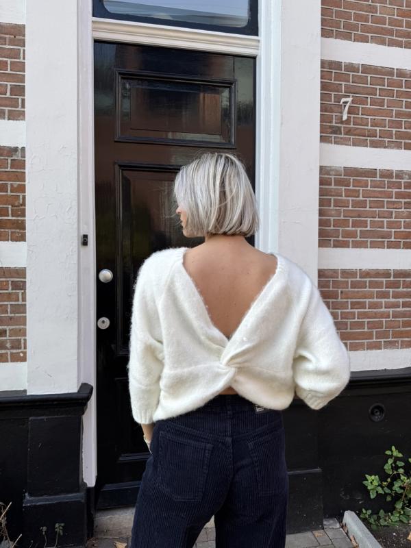 knot_detail_knit_1