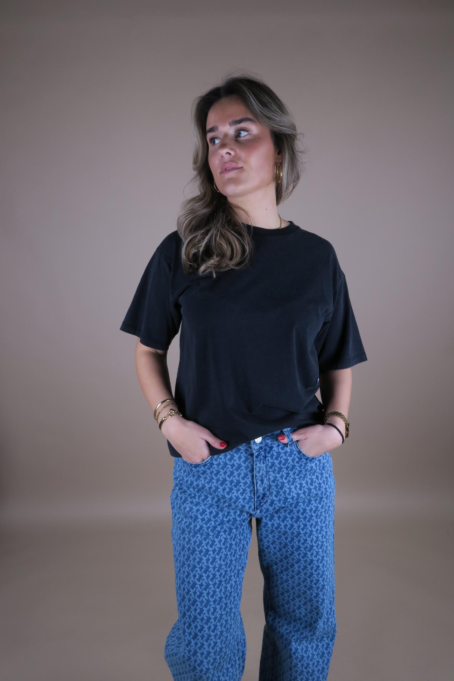 Jxandrea_wash_LOOSE__SS_tee_jrs_black_1
