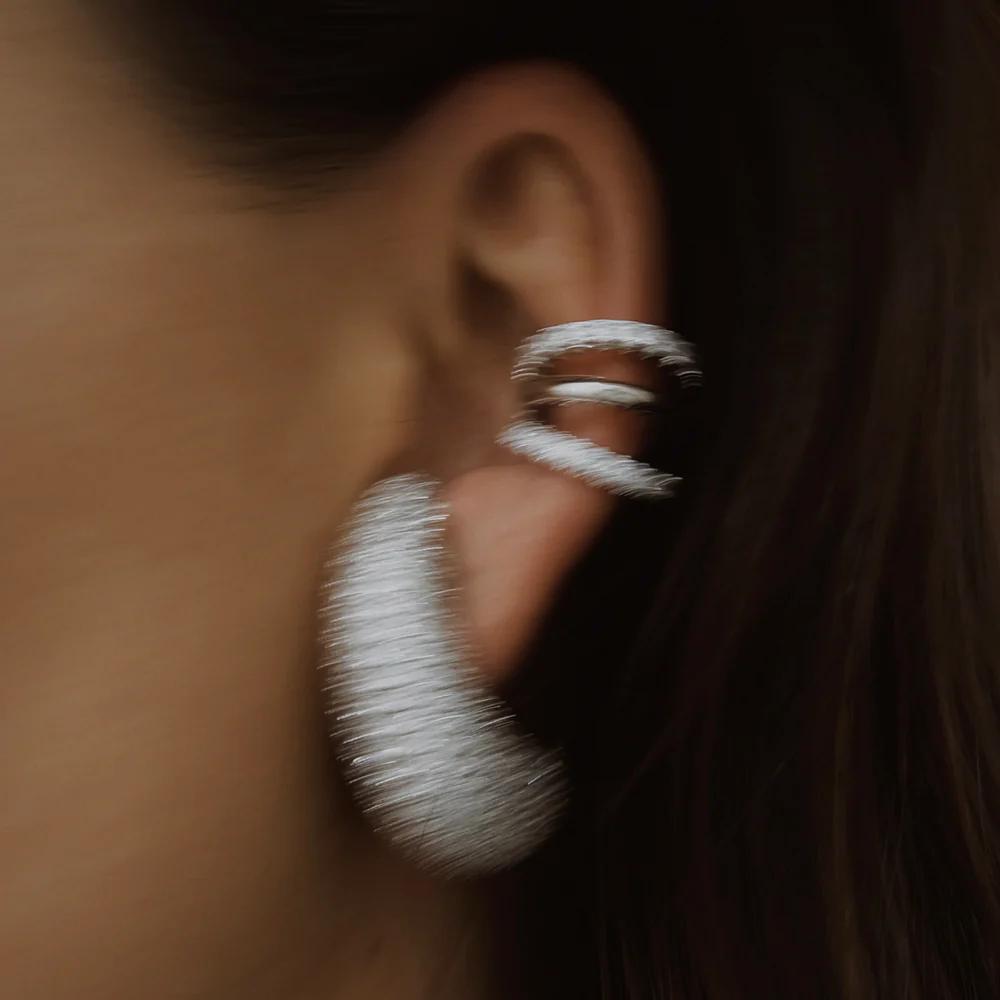 Mary_earcuff_gold_1