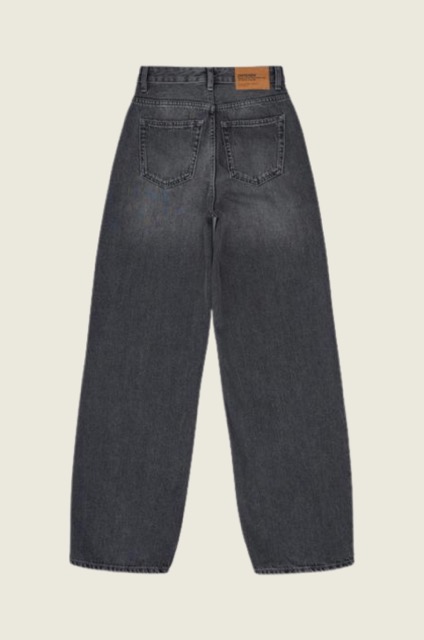 Donna_mid_grey_used_5