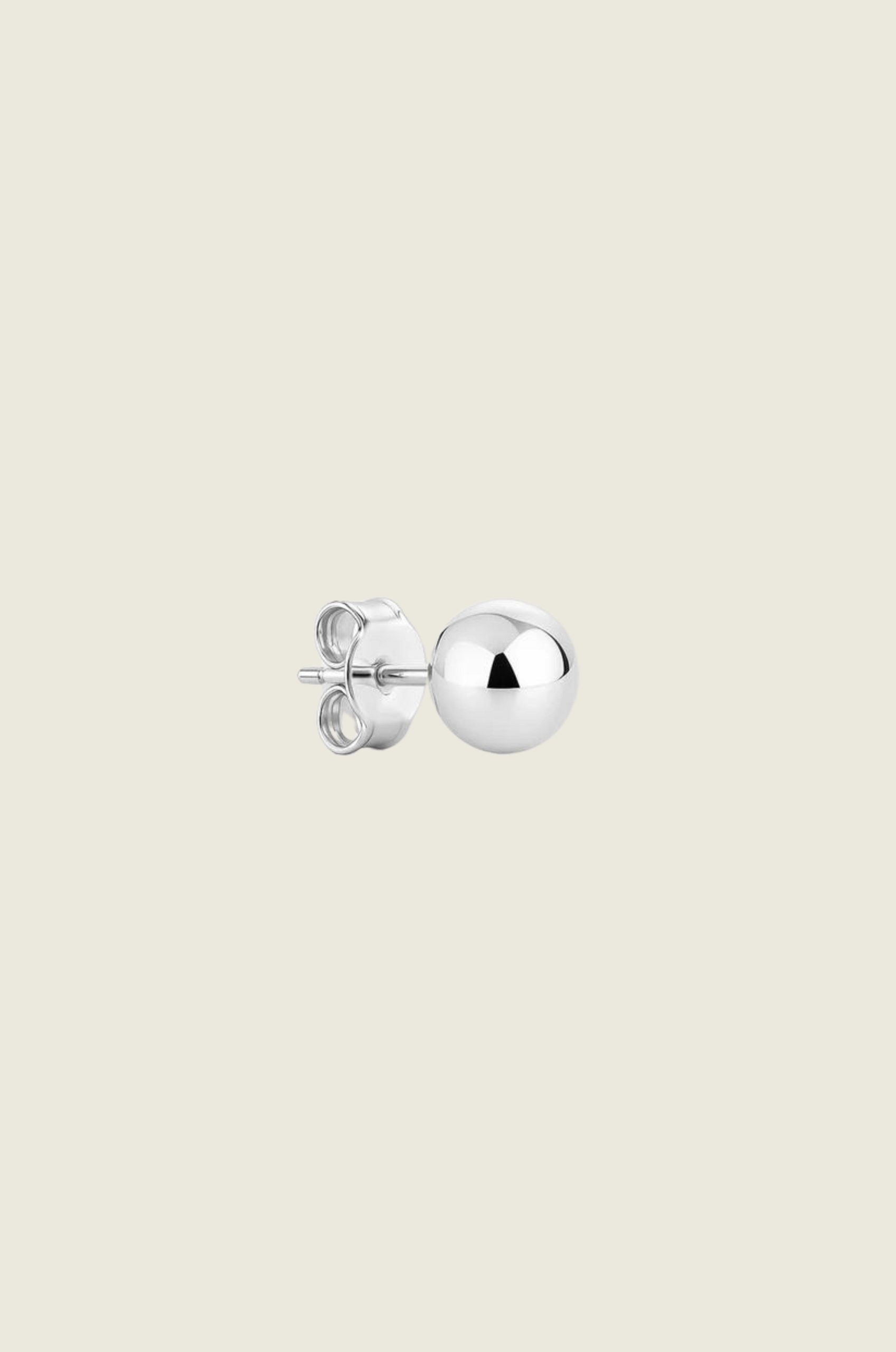 Ball_earstud_silver_3