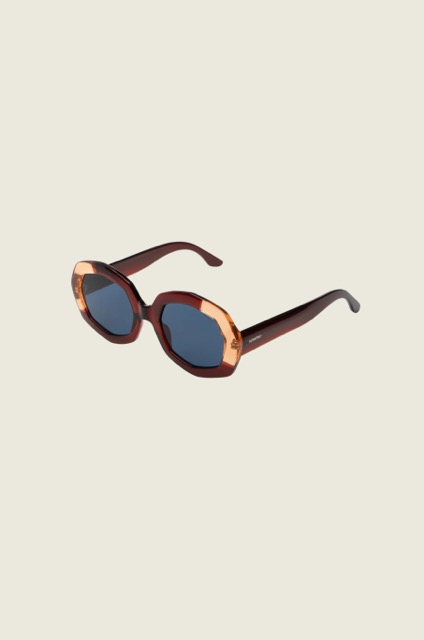 Amy_burgundy_coral__1