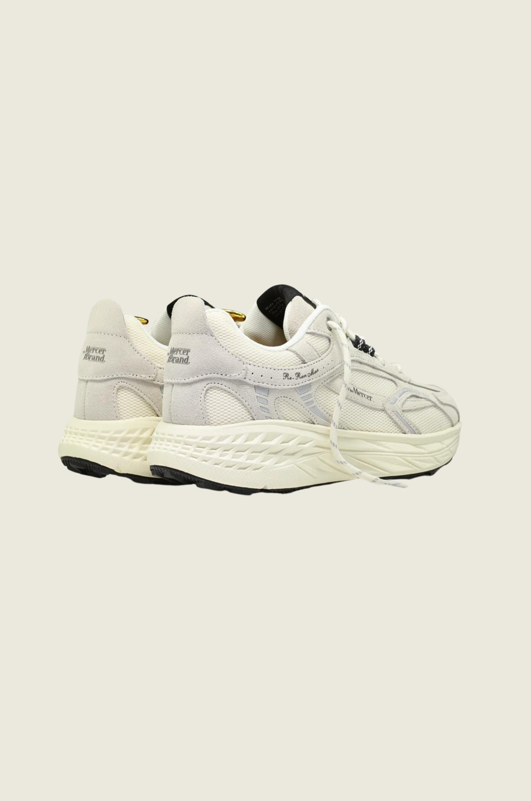 The_Re_run_MAX_Suede_2
