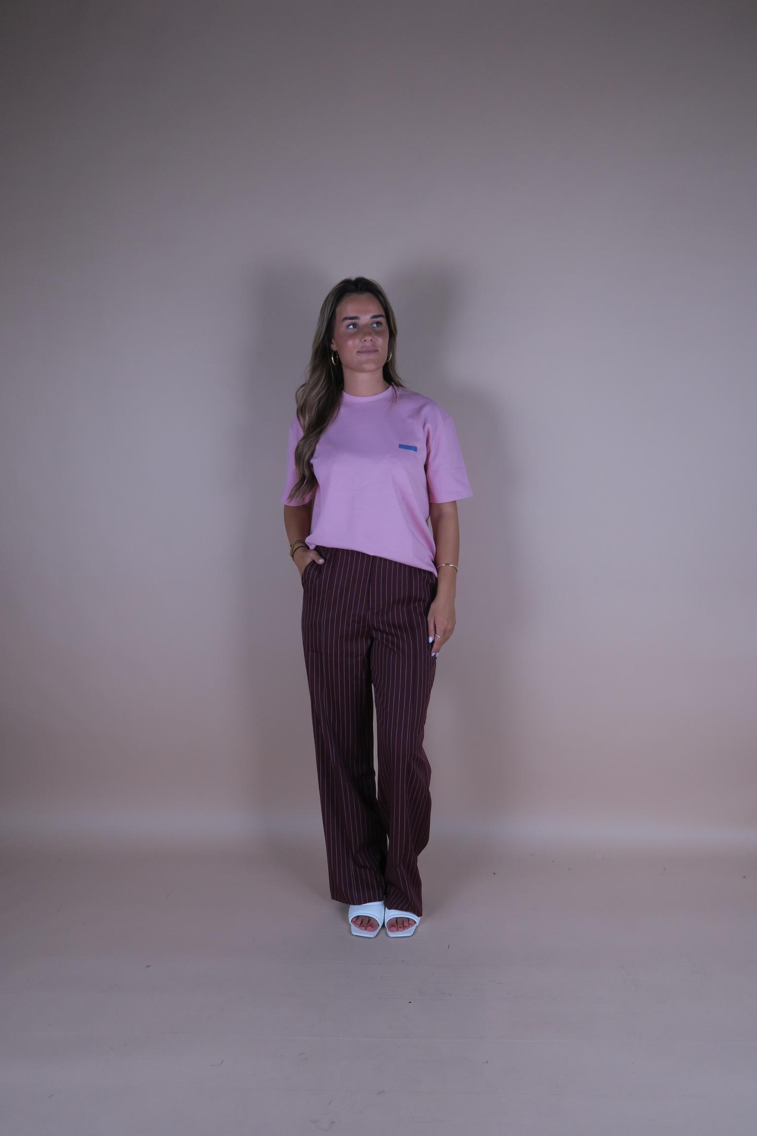 WBBalo_Curbi_Tee_1