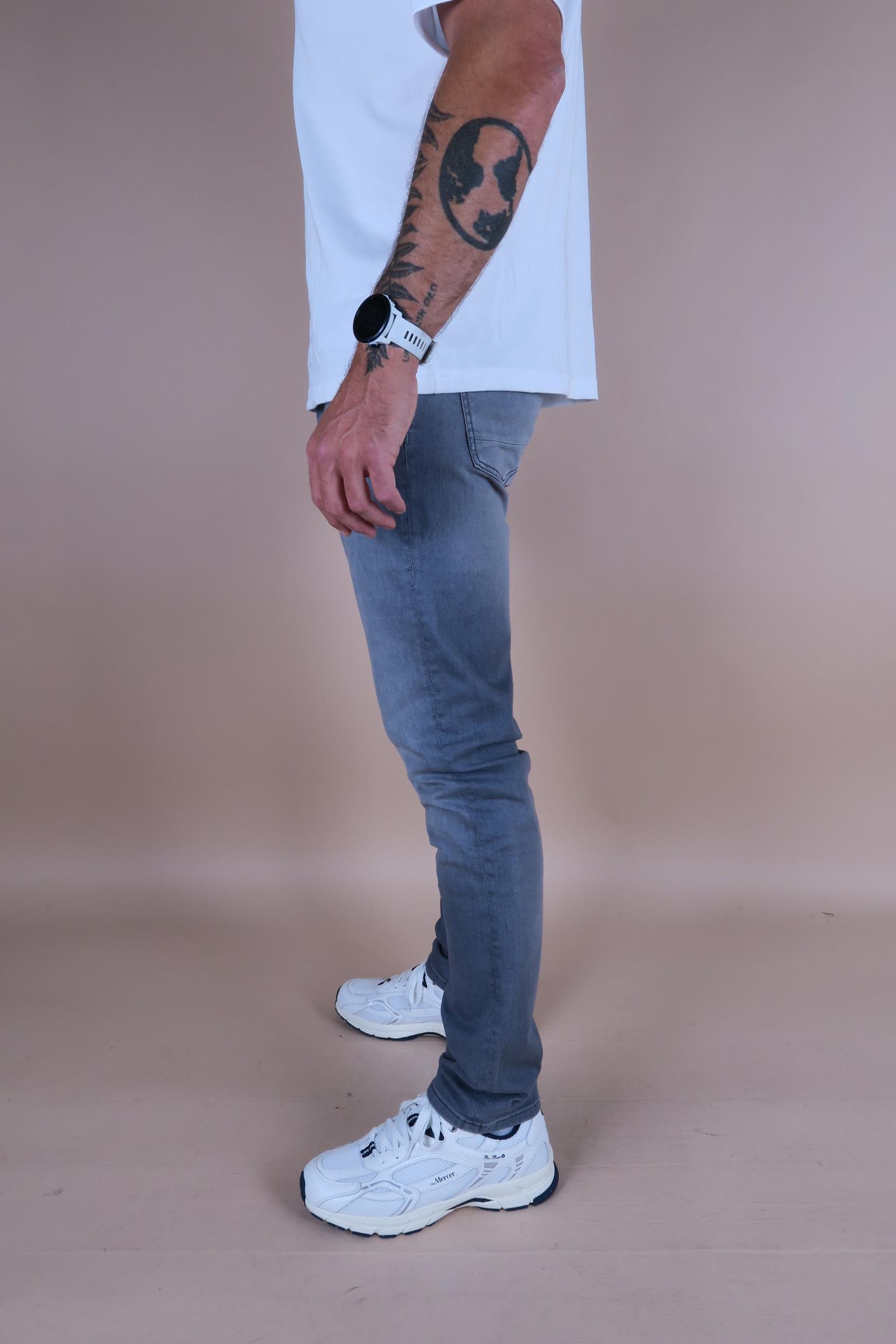 Marlon_5_Pocket_4