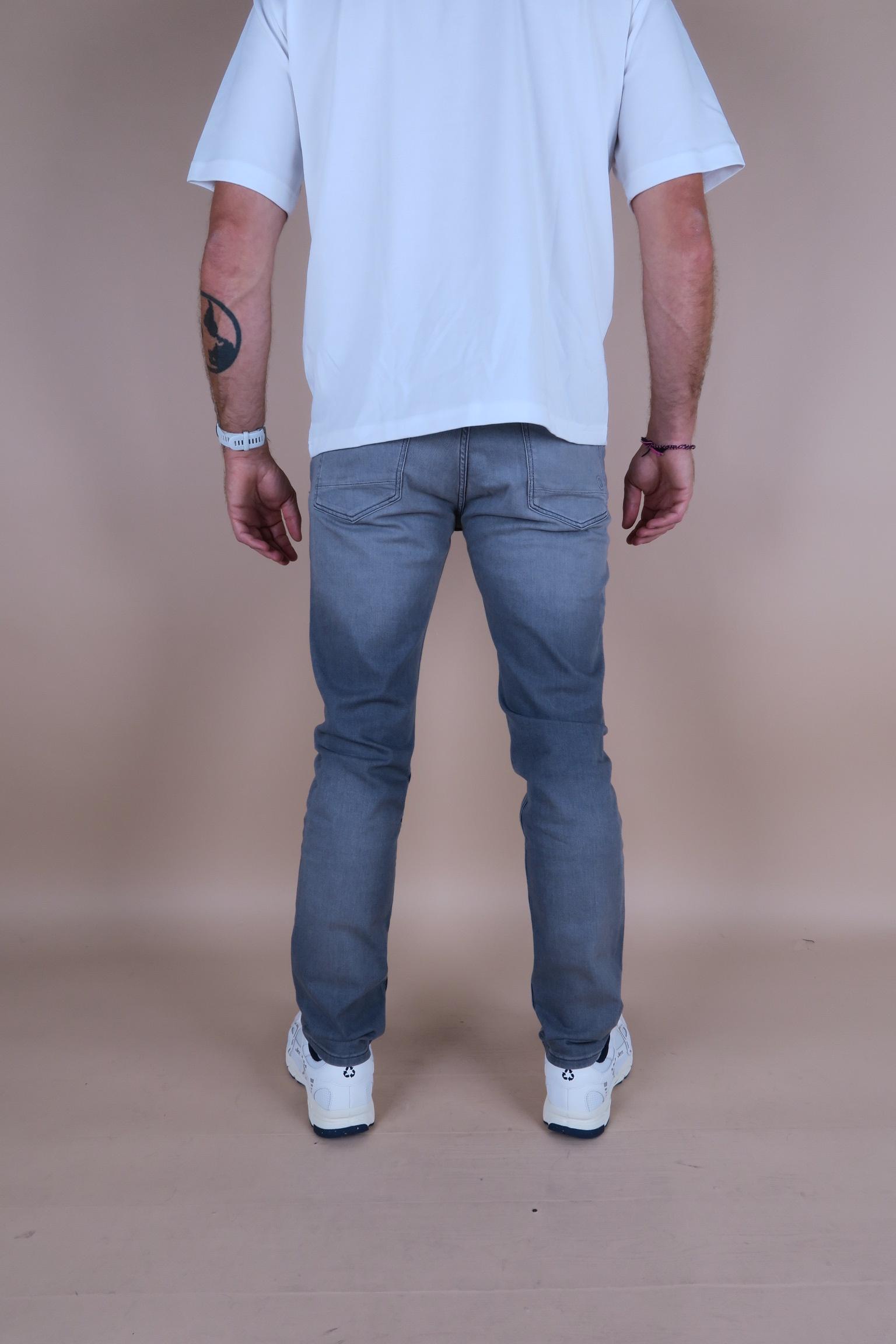 Marlon_5_Pocket_5