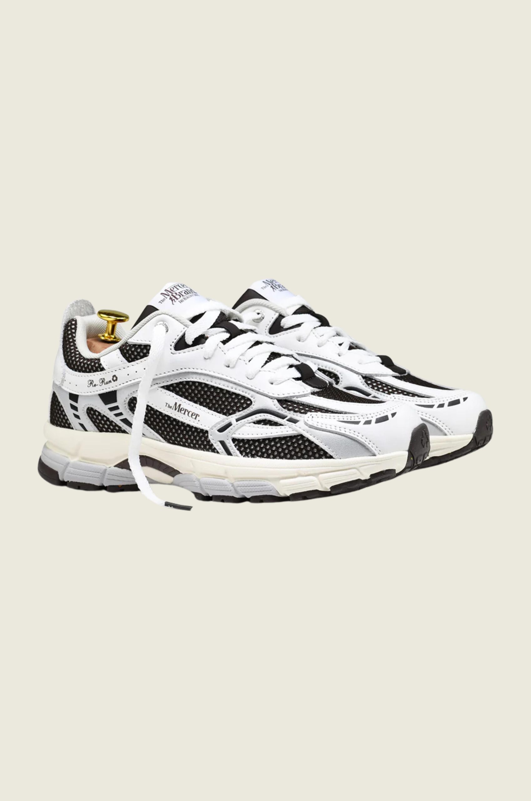 The_Re_run_White_Silver__1