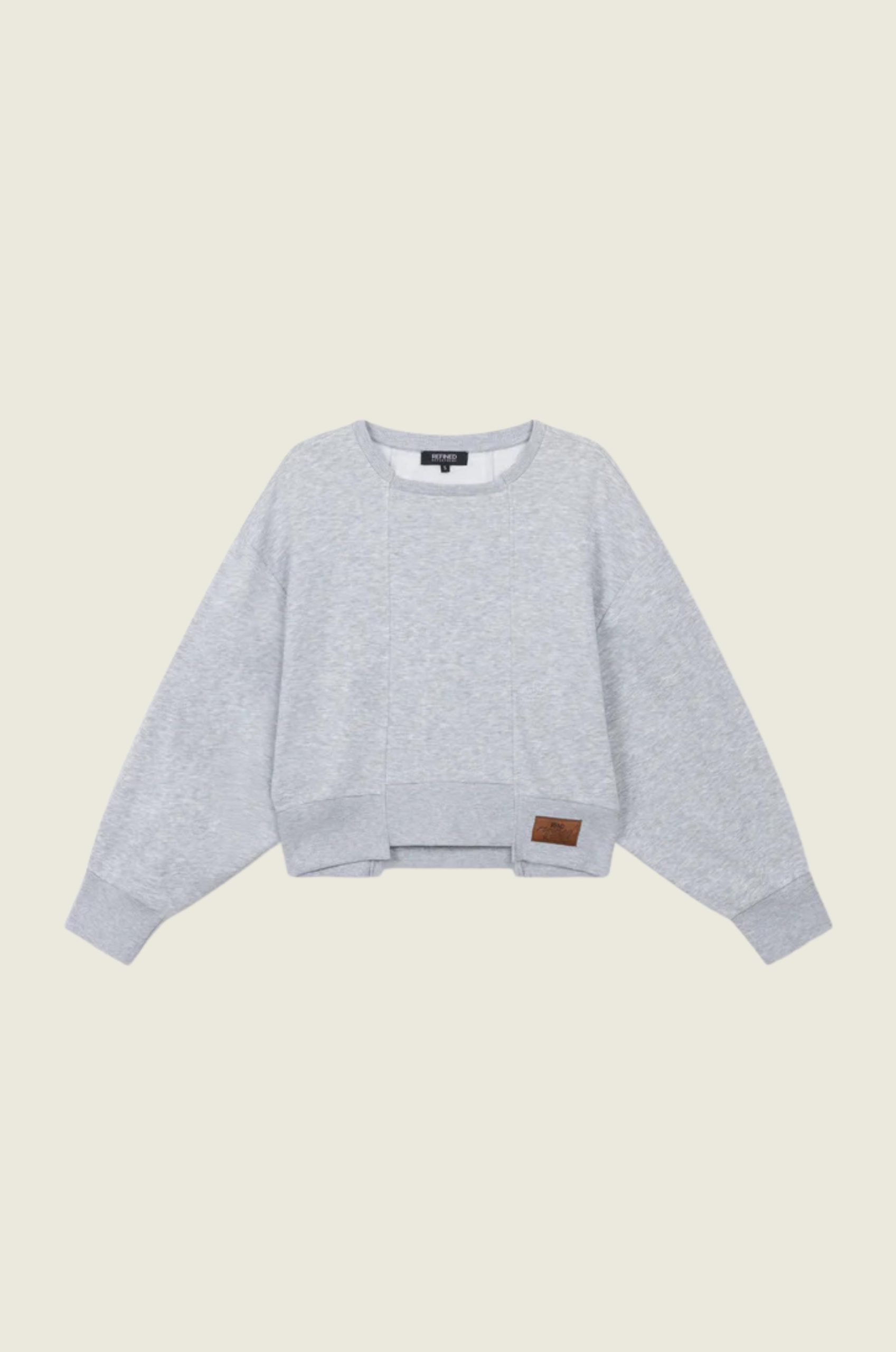 Ladies_knitted_oversized_cropped_sweater_Lovee