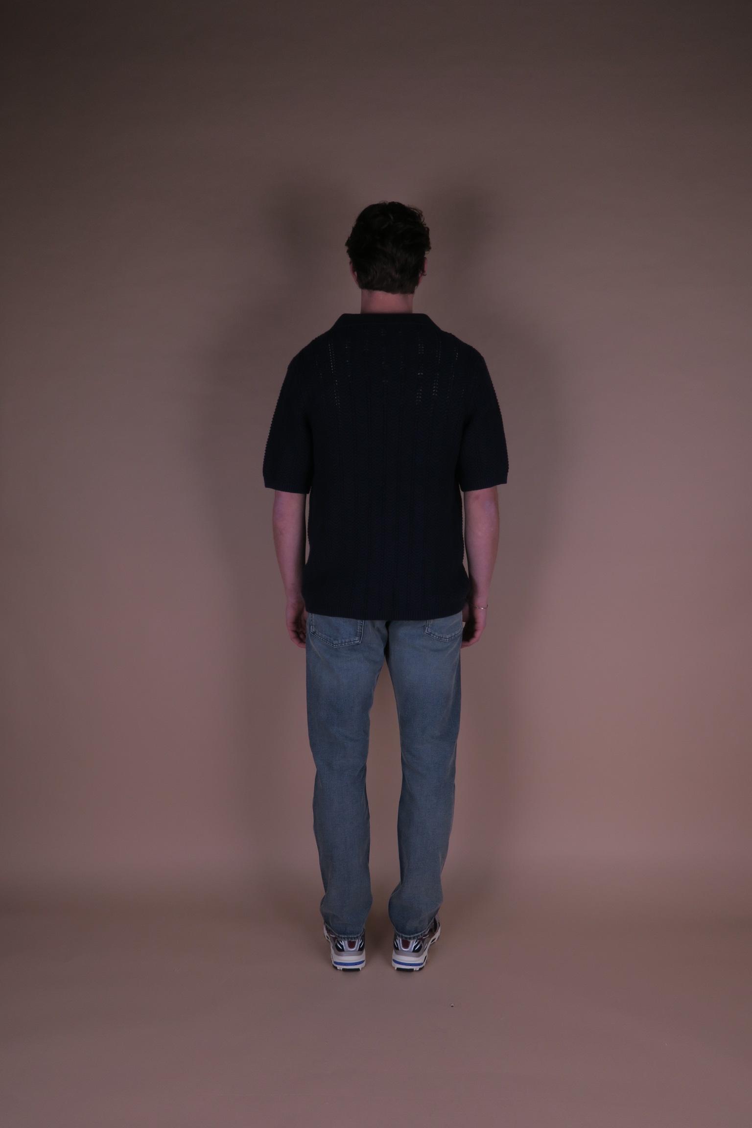 WHISPER_STRUCTURE_POLO_1