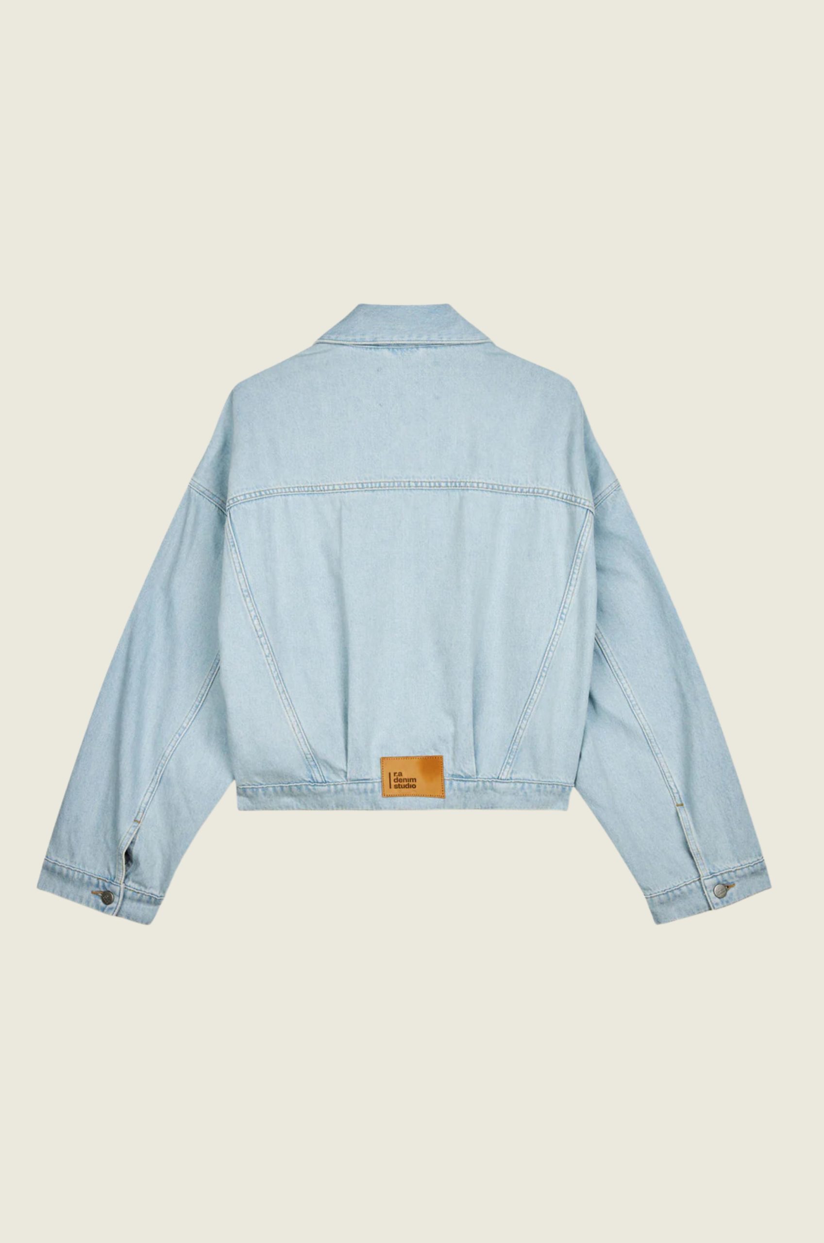 D15_Oversize_Jacket_1