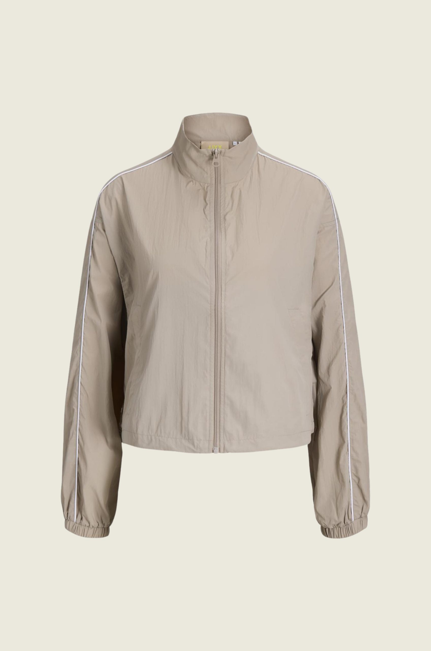 JXNILA_LIGHT_TRACK_JACKET_OTW