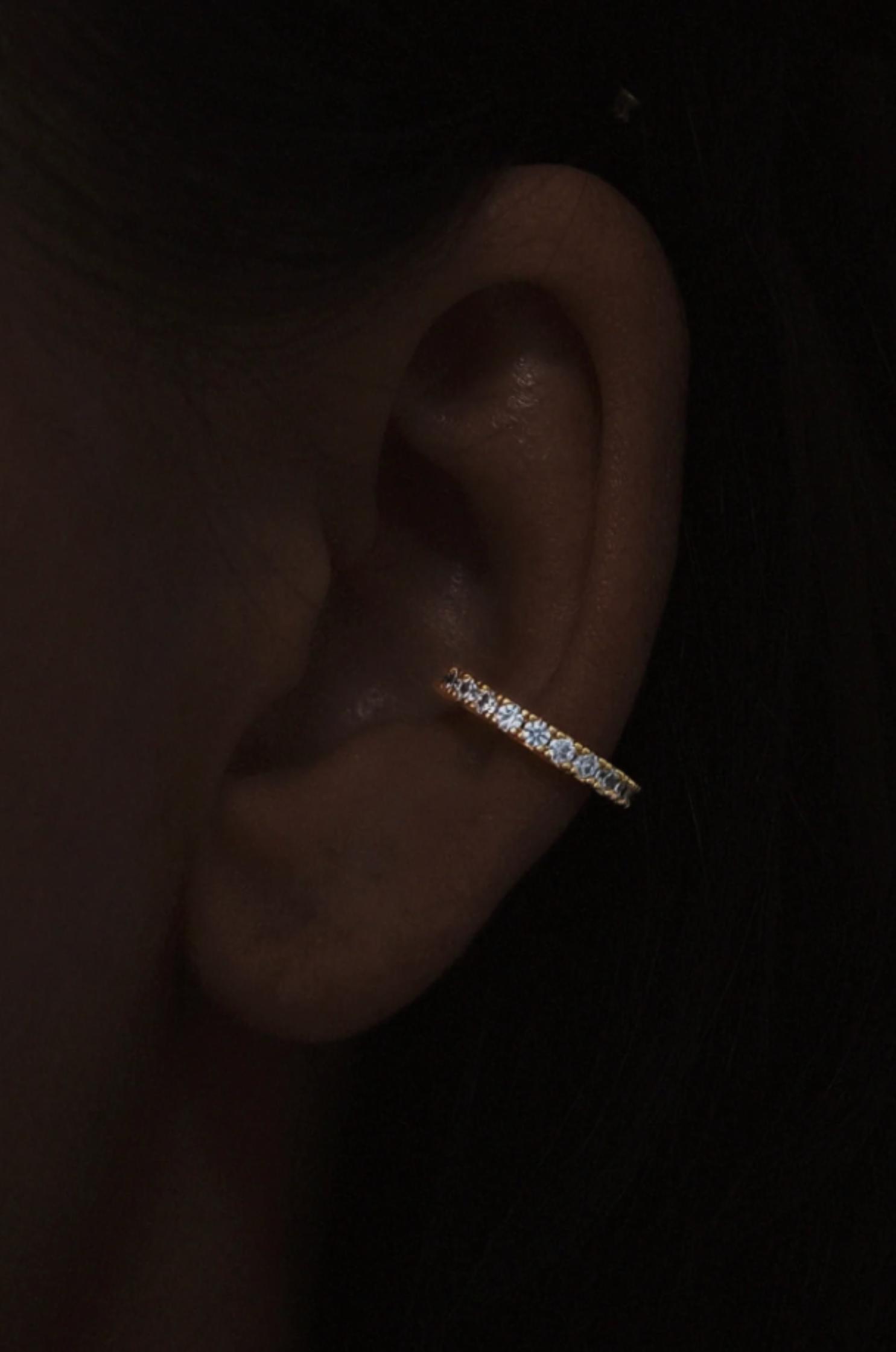 Classic_Diamond_Earcuff_1
