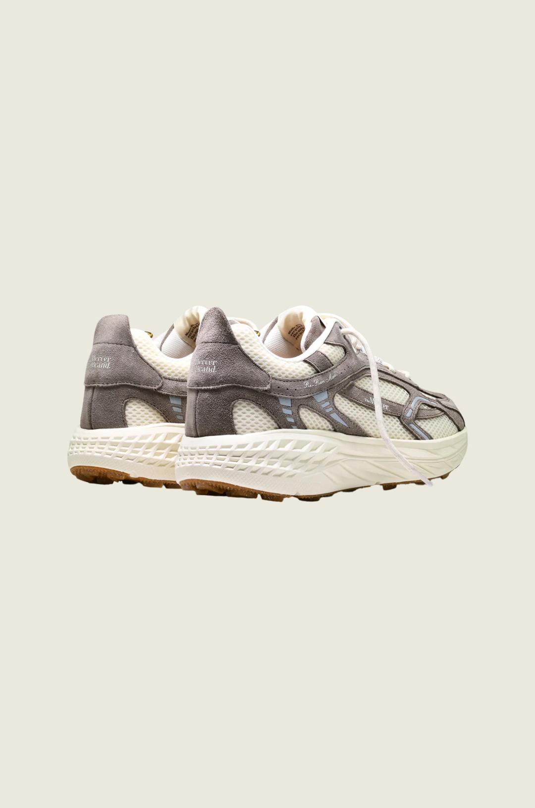 The_Re_Run_Max_13
