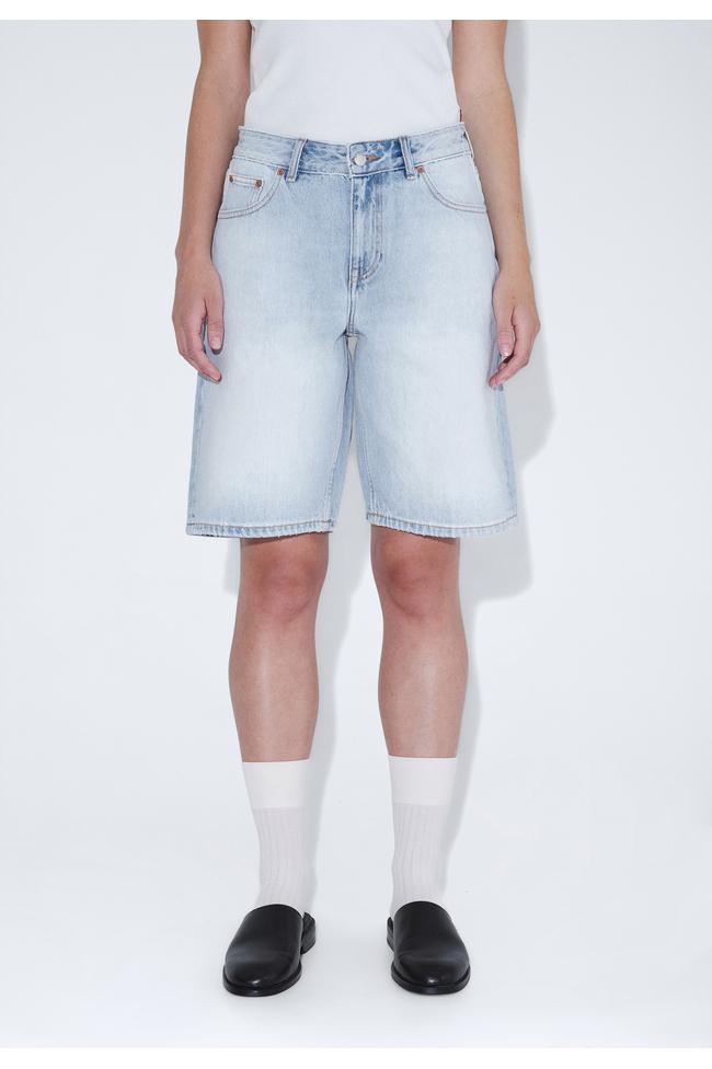 Asra_shorts_stream_light_fade