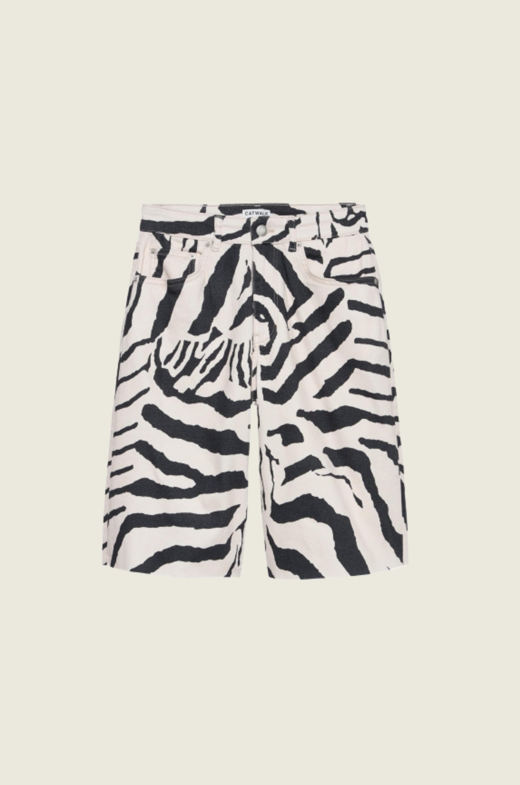Loose_fit_zebra_jorts