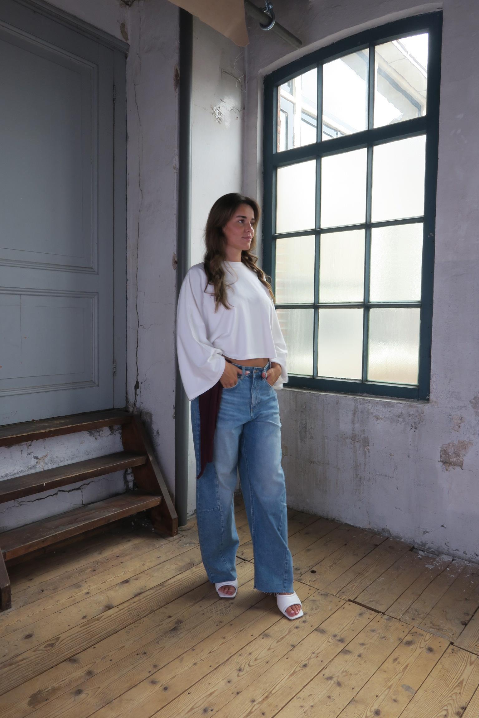 Cape_long_sleeve_2