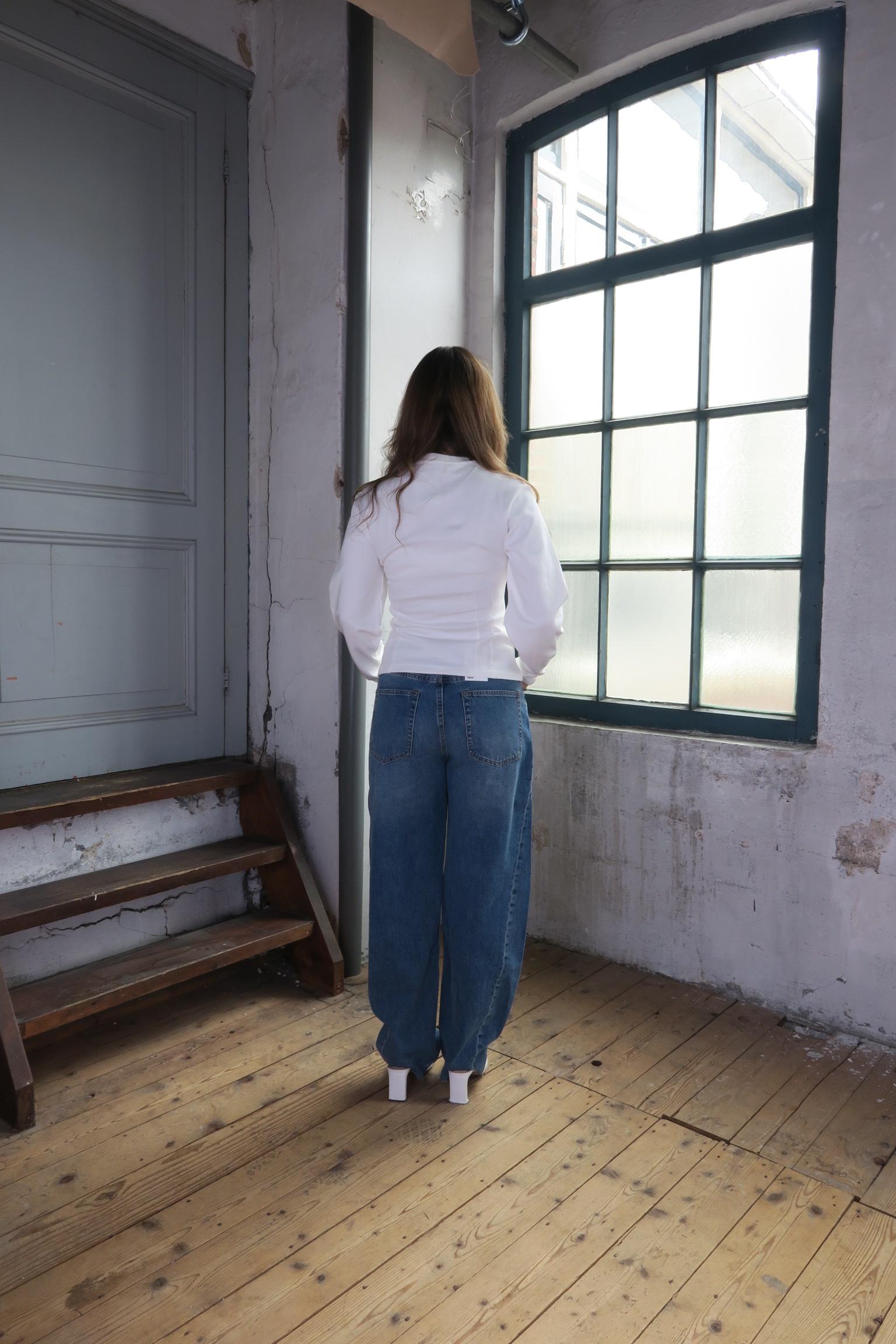 Super_barrel_fit_jeans_11