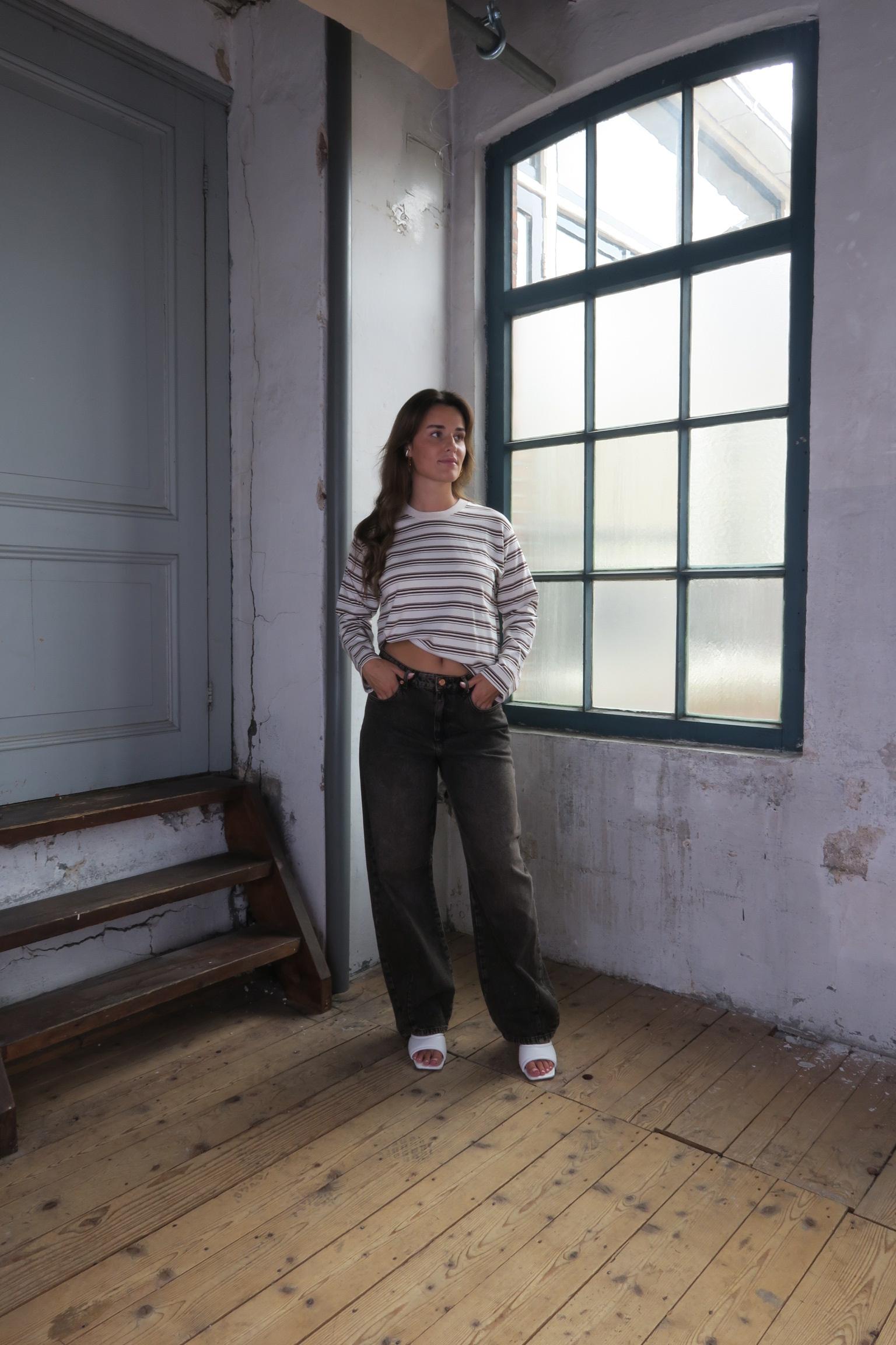 JXSOPHIA_BOXY_LS_STRIPE_TEE_JRS_SN_2