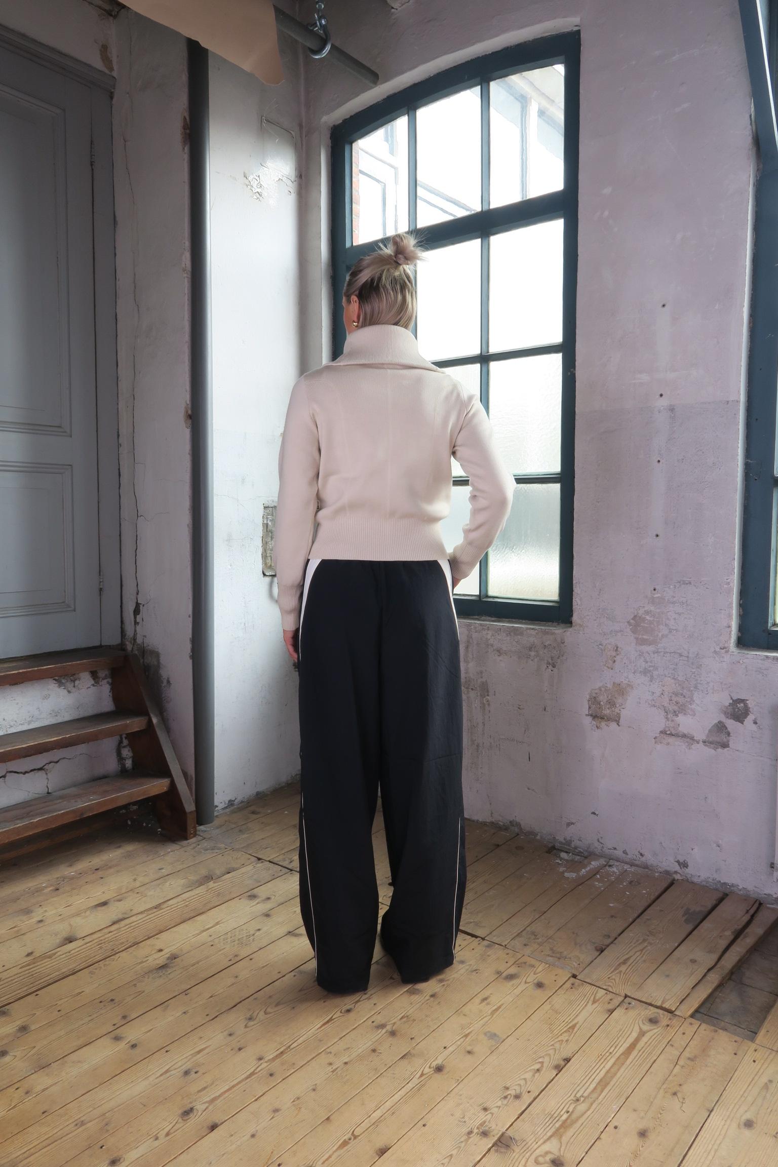 WBLily_Full_Zip_Cardigan_6