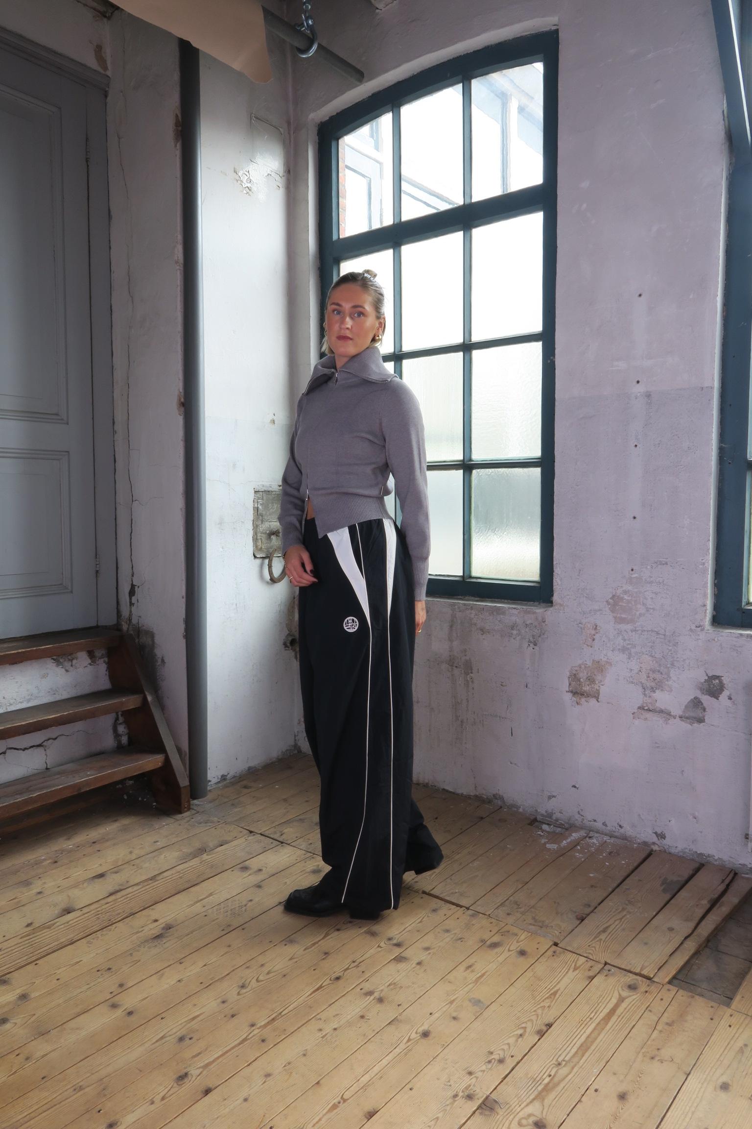 WBLily_Full_Zip_Cardigan_8