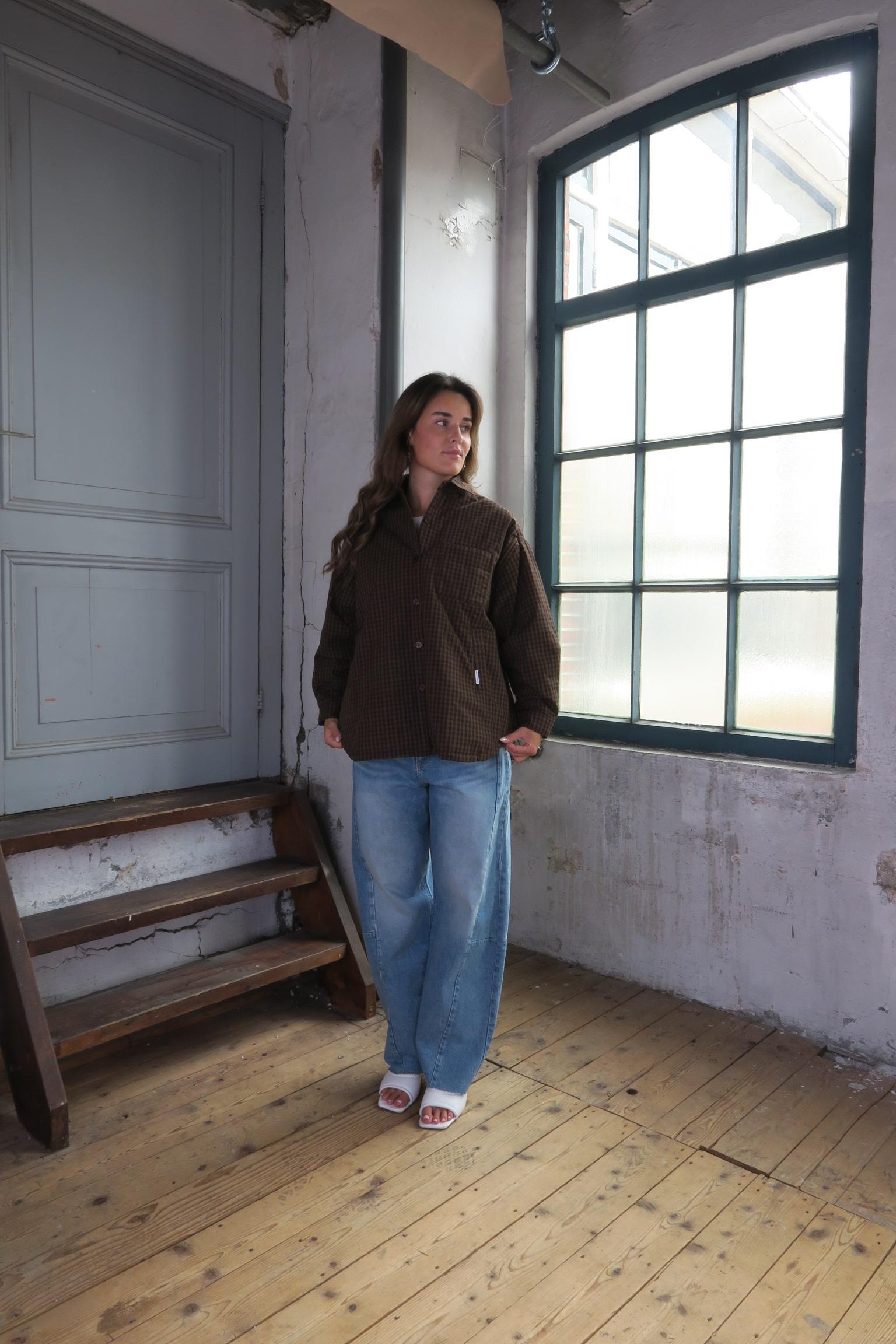Light_padded_check_jacket_2