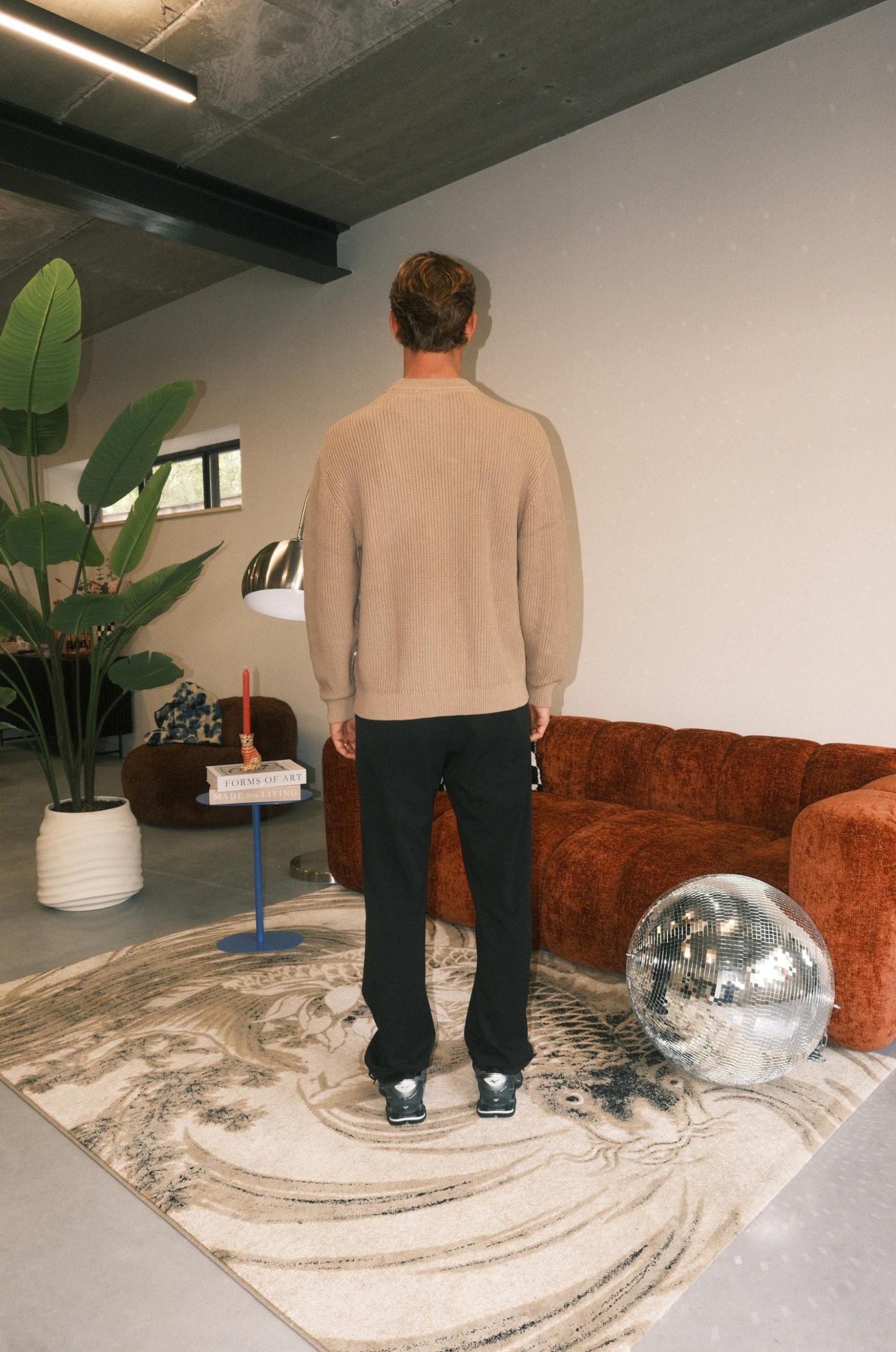 VARUNA_KNITTED_CREWNECK_3
