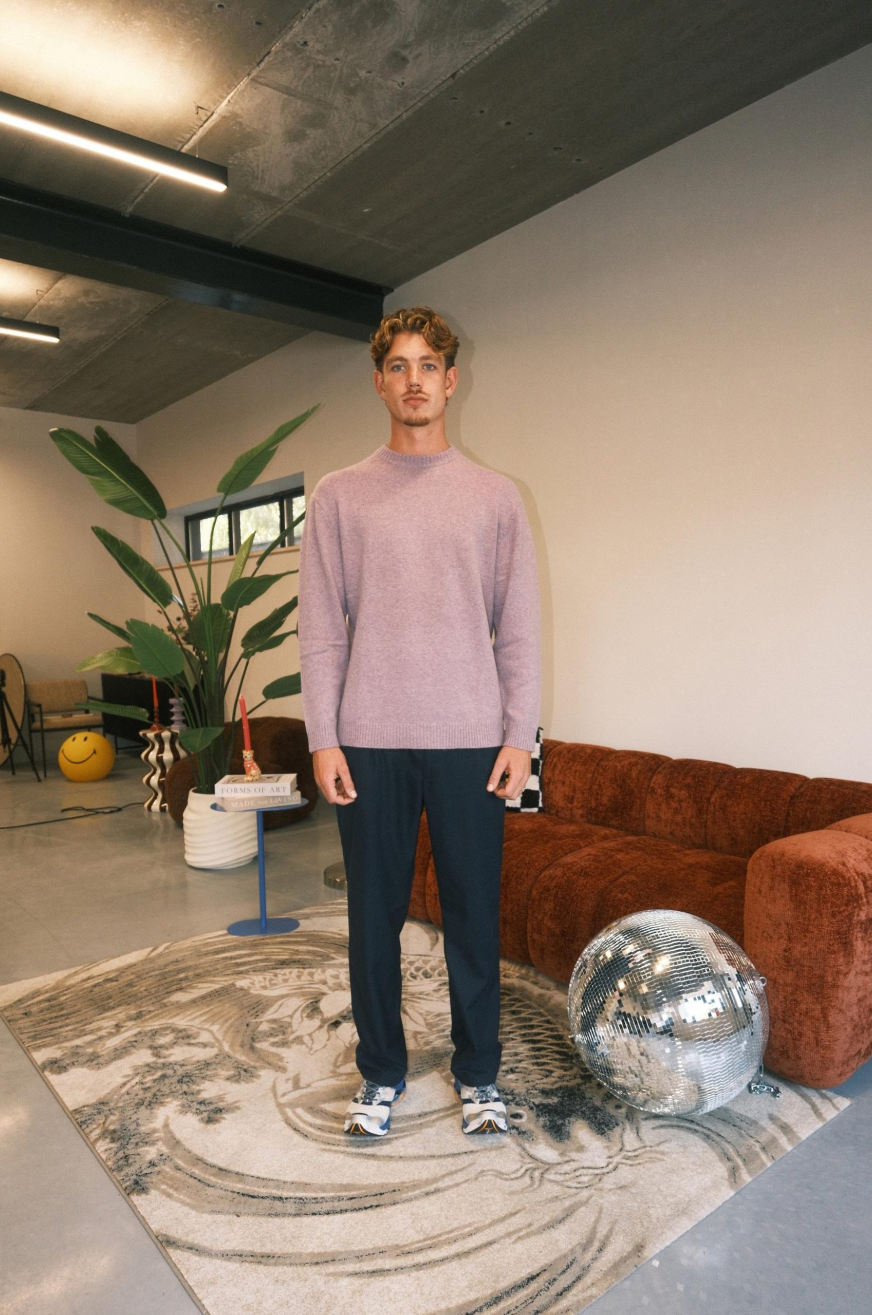 DANU_KNITTED_CREWNECK_WITH_ARTWORK_2
